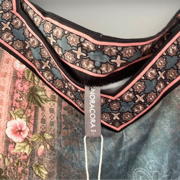 NEW Noracora Cold Shoulder V Neck Romantic Floral Print Size Large - Picture 4 of 6